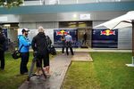 Paddock yang Sibuk
