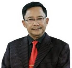 Adang, Antara Mega dan Taufiq Kiemas