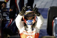 Jenson Button  berhasil menjadi juara setelah memenangi seri pertama Grand Prix.Reuters/Mark Horsburgh