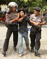 Demo Tolak Kenaikan BBM di Yogya Ricuh