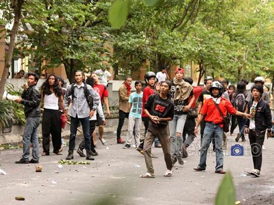 Demo Tolak Kenaikan BBM di Yogya Ricuh