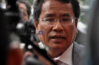 Kedatangan Hotman untuk mengecek status mediknya Nazar.