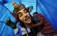 Ogoh-ogoh siap menyambut Nyepi.