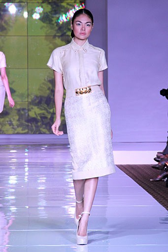 SPOUS by Priyo Oktaviano. Plaza Indonesia Fashion Week SS 2012 at Plaza Indonesia. Jakarta. [Foto: Mohammad Abduh/Wolipop]