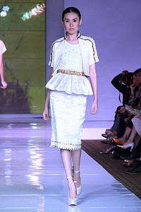 SPOUS by Priyo Oktaviano. Plaza Indonesia Fashion Week SS 2012 at Plaza Indonesia. Jakarta. [Foto: Mohammad Abduh/Wolipop]