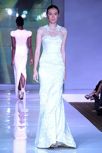 SPOUS by Priyo Oktaviano. Plaza Indonesia Fashion Week SS 2012 at Plaza Indonesia. Jakarta. [Foto: Mohammad Abduh/Wolipop]