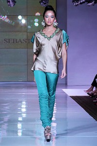Sebastian Gunawan Sebastians. Plaza Indonesia Fashion Week SS 2012 at Plaza Indonesia. Jakarta. [Foto: Mohammad Abduh/Wolipop]