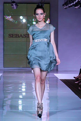 Sebastian Gunawan Sebastians. Plaza Indonesia Fashion Week SS 2012 at Plaza Indonesia. Jakarta. [Foto: Mohammad Abduh/Wolipop]