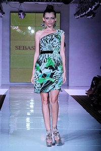 Sebastian Gunawan Sebastians. Plaza Indonesia Fashion Week SS 2012 at Plaza Indonesia. Jakarta. [Foto: Mohammad Abduh/Wolipop]