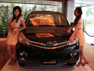DP Naik Penjualan Avanza Terganggu