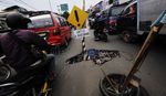 Jembatan Amblas, Jalan Teluk Gong Berlubang