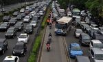 BBM Naik&Premium Dilarang, Mobil Pribadi Menjerit