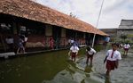 Sudah Sebulan Sekolah Ini Terendam