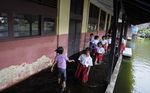 Sudah Sebulan Sekolah Ini Terendam
