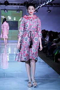 Iwan Tirta Love in Spring.. Plaza Indonesia Fashion Week SS 2012. Plaza Indonesia. Jakarta. [Foto: Mohammad Abduh/Wolipop]