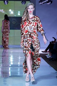 Iwan Tirta Love in Spring.. Plaza Indonesia Fashion Week SS 2012. Plaza Indonesia. Jakarta. [Foto: Mohammad Abduh/Wolipop]