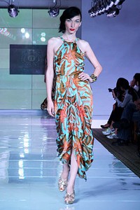 Iwan Tirta Love in Spring.. Plaza Indonesia Fashion Week SS 2012. Plaza Indonesia. Jakarta. [Foto: Mohammad Abduh/Wolipop]