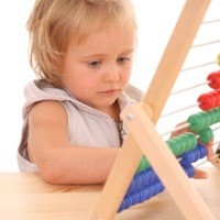 Pelajaran Calistung Sejak PAUD Bikin Anak Jadi Stres