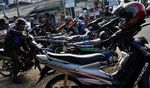 BBM Naik, Tukang Ojek Kian Terjepit