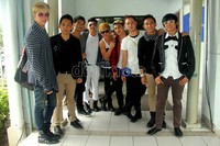 Mereka juga semakin populer dengan single mereka yang bertajuk Cukuplah Sudah. (Jenas).