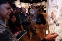 Wayang Beber merupakan suatu pertunjukan wayang yang menggunakan gulungan gambar sebagai objek pertunjukan