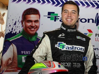 Rifat Sungkar Siap Berlaga di Reli Dunia WRC