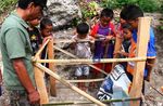 Jejak Kaki Raksasa Hebohkan Warga Majene