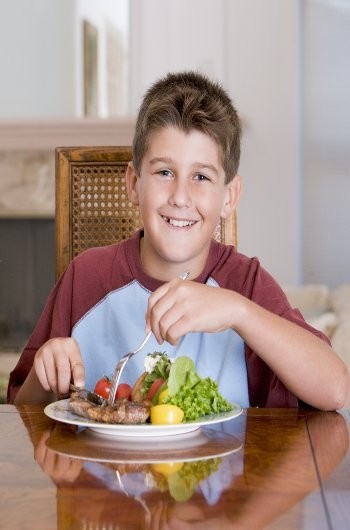 Si Kecil Juga Perlu Makan Superfood Ini!