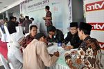 Ratusan Pasangan Miskin Jakarta Nikah Gratis...tis...tiss