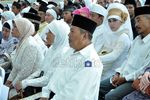 Ratusan Pasangan Miskin Jakarta Nikah Gratis...tis...tiss