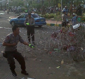 Seorang Demonstran Kenaikan Harga BBM di Medan Tertembak Peluru Karet