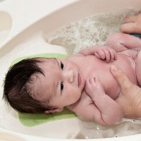 Bayi yang Terlalu Bersih Justru Lebih Gampang Sakit