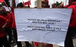PDIP Bentuk Parlemen Jalanan Tolak BBM Naik