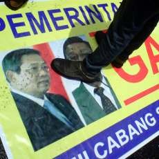 Dianggap Membangkang, Walikota Tri Rismaharini Dilaporkan ke Mega