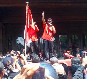 PDIP: Mendagri Jangan Ancam Kepala Daerah yang Ikut Demo BBM