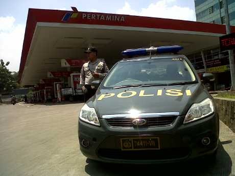 SPBU di Gatsu & Kuningan Dijaga Polisi & TNI