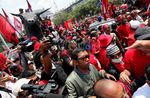 Massa PDIP Hanya 30 Menit Demo di Istana