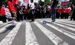 Massa PDIP Hanya 30 Menit Demo di Istana