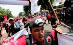 Massa PDIP Hanya 30 Menit Demo di Istana