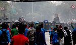 Mahasiswa - Polisi Saling Serang di Gambir