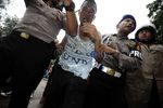 Bentrok di Gambir, Puluhan Mahasiswa Diamankan