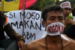 Tolak BBM Naik, 15 Mahasiswa Mogok Makan