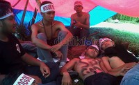 Dengan kondisi tenda yang sempit, 15 mahasiswa tersebut akan tetap bertahan dari hujan dan panas demi menyuarakan suara rakyat yang keberatan dengan kenaikan harga BBM.
