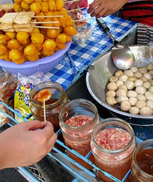 Nyam..Nyam..Jajanan Paling Enak Se Asia!