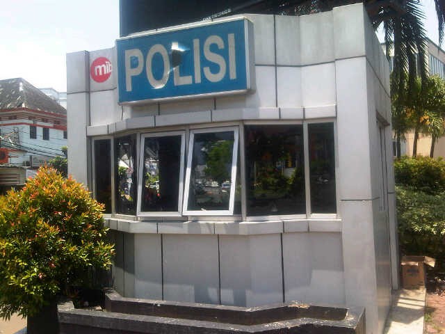 Pos Lantas Cikini Dirusak, Kipas Angin Hilang