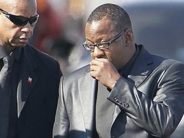 Mabuk Saat Nyetir Mantan Suami Whitney Houston Ditangkap