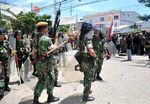 Halau Massa Anarkis, TNI Lepaskan Tembakan