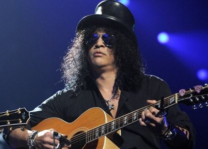 Slash: Bajakan Bikin Musik Kehilangan Keajaiban