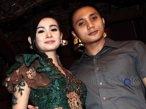 Ini Dia Calon Suami Soraya Larasati