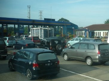 Mobil Makin Banyak di Tol Bikin Bos Jasa Marga Pusing